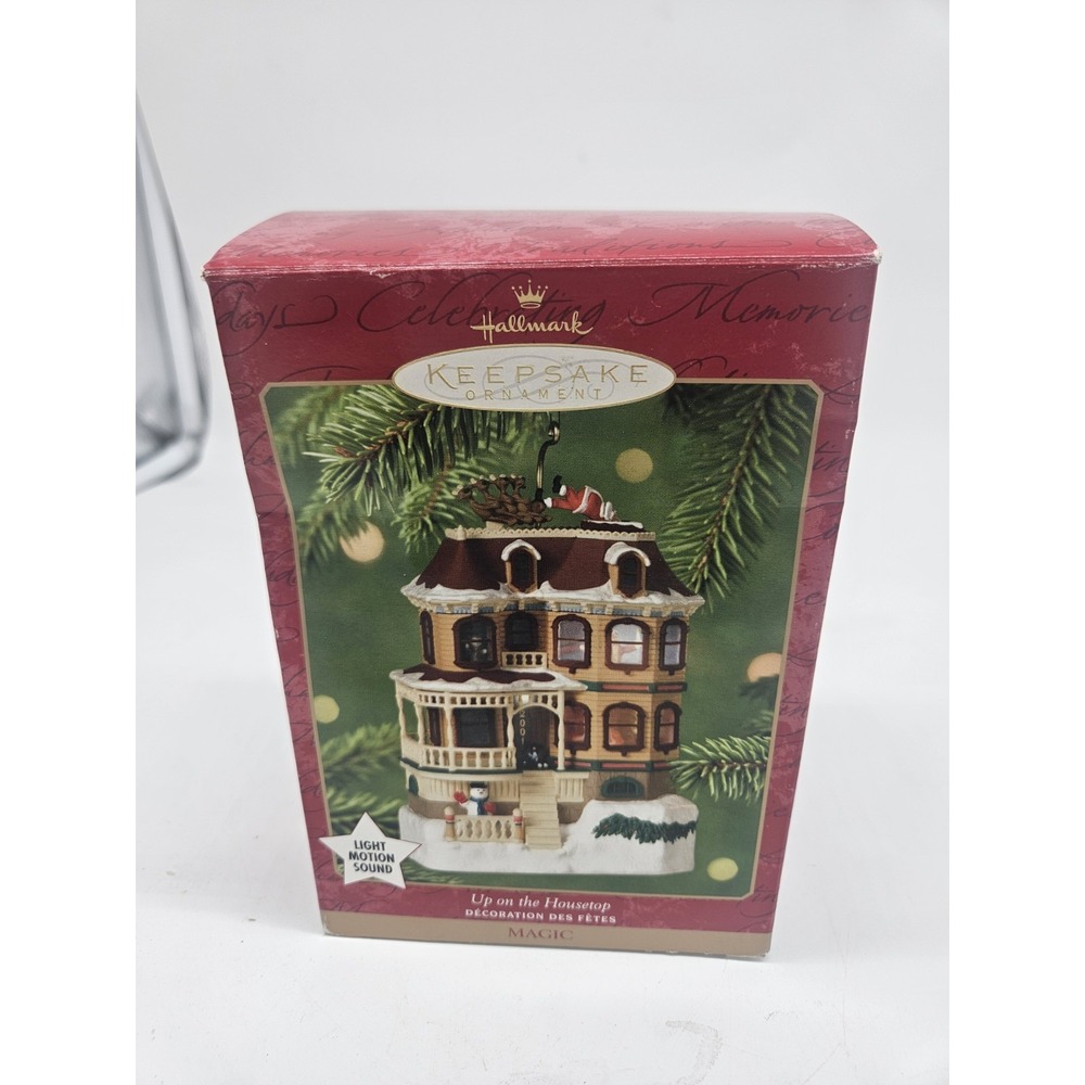 Hallmark Keepsake Ornament 2001 Up On The Housetop Magic Light Motion Sound